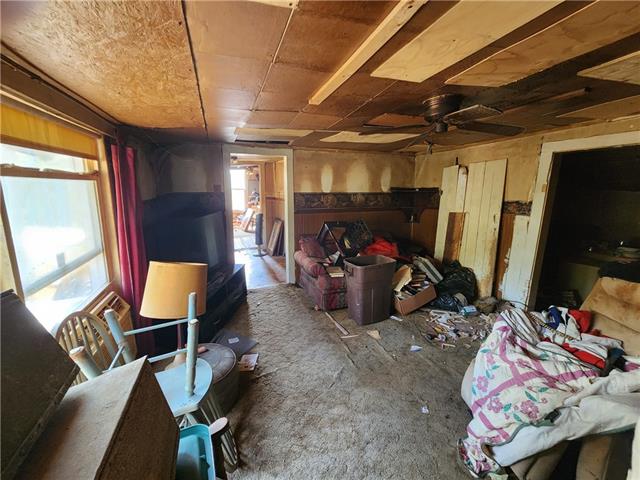 216 3rd St, Platte City, MO 64079