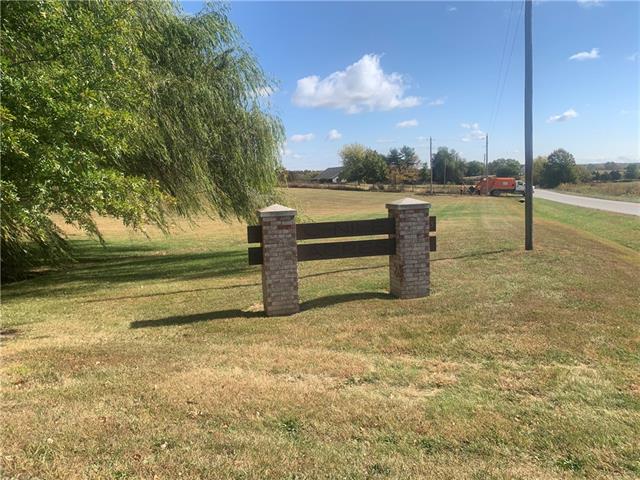 435 SE Pp Hw, Leeton, MO 64761