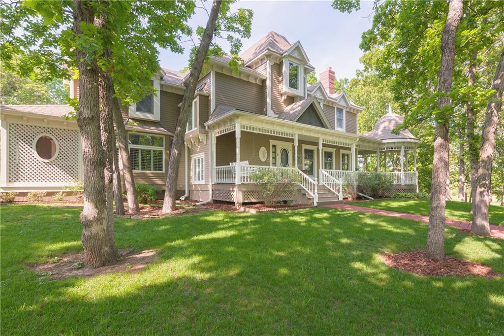 1100 S 130th St, Bonner Springs, KS 66012