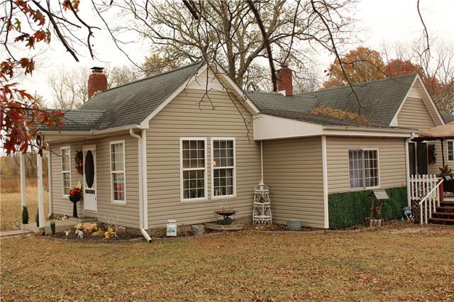 316 Oak St, Sumner, MO 64681