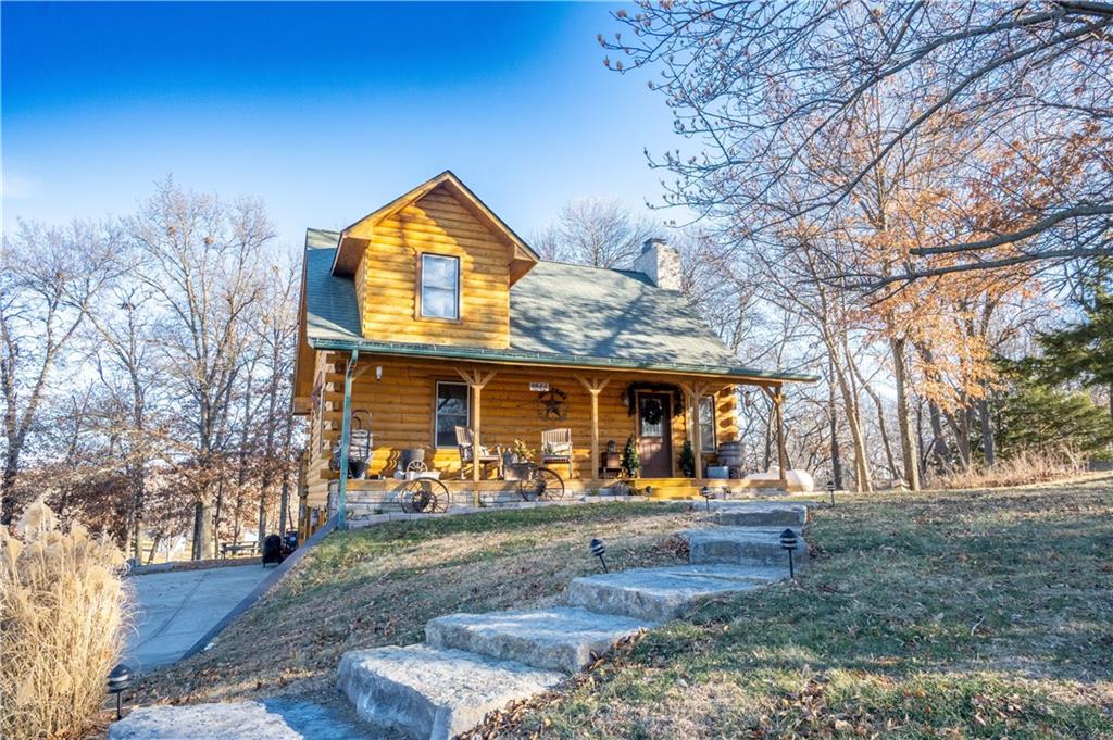 1846 Lake Viking Ter, Gallatin, MO 64640