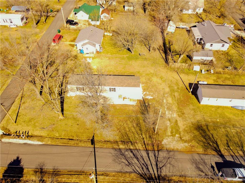 19071 3rd Ave, Wheatland, MO 65779