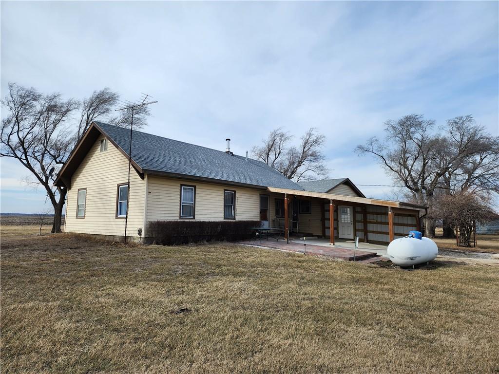 2641 Douglas Rd, Princeton, KS 66078