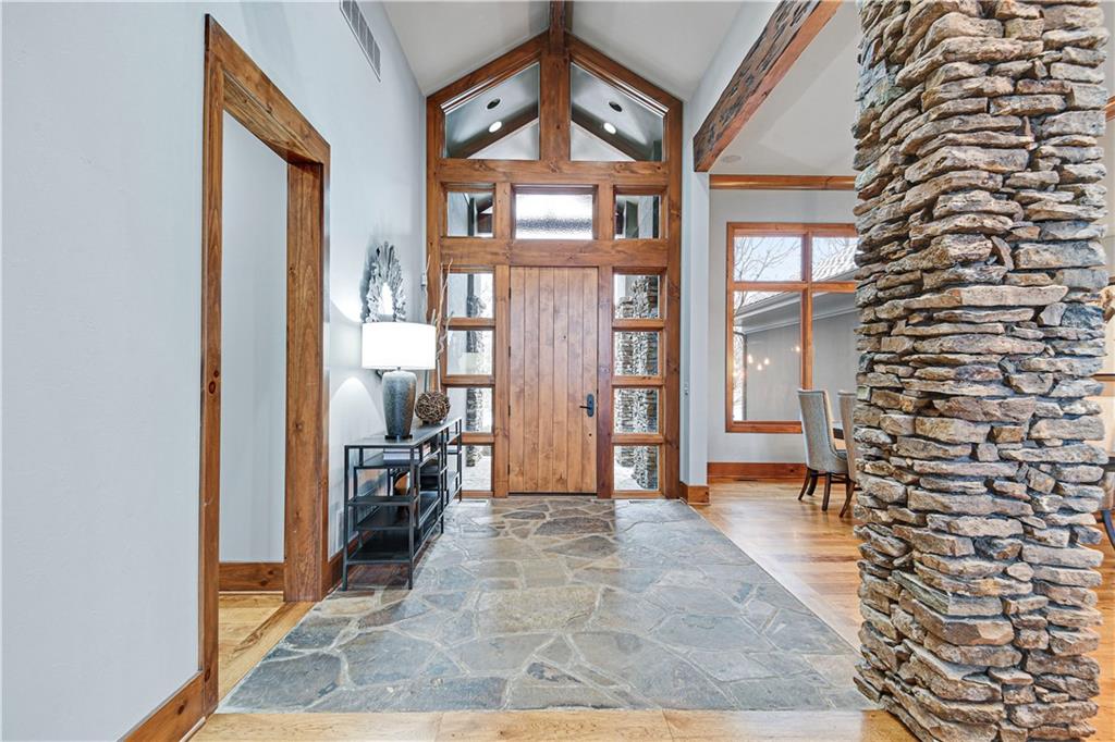 13837 Horton Dr, Overland Park, KS 66223