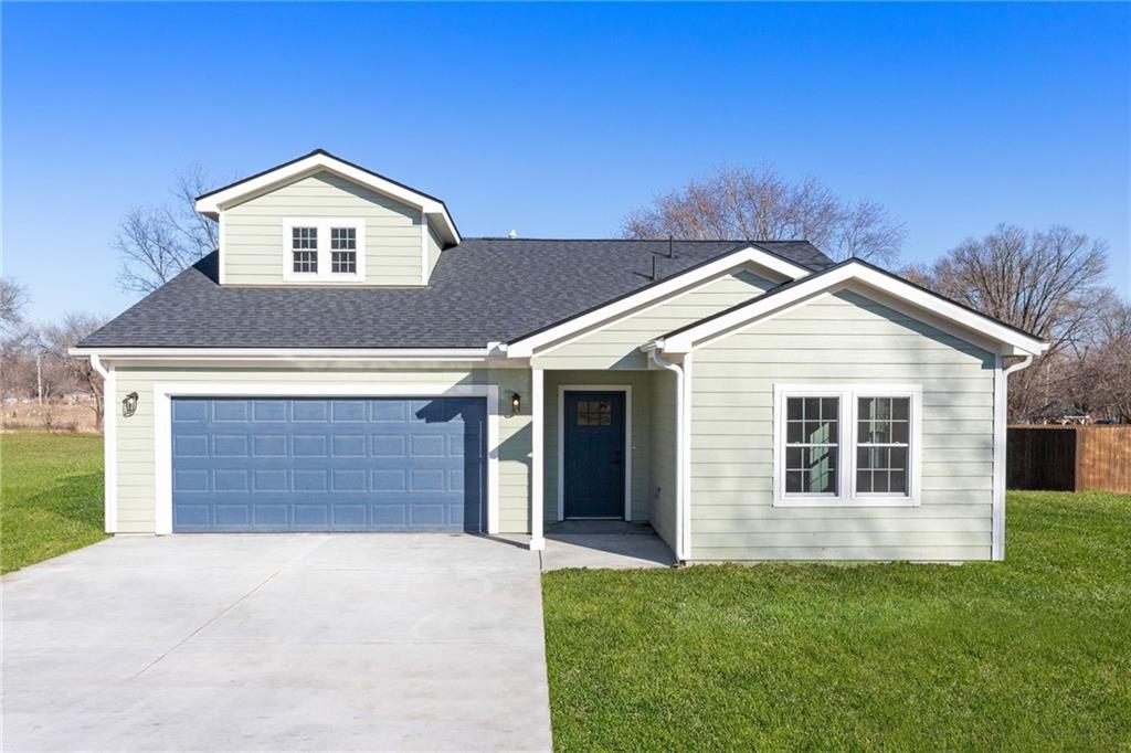 12427 17th St, Perry, KS 66073
