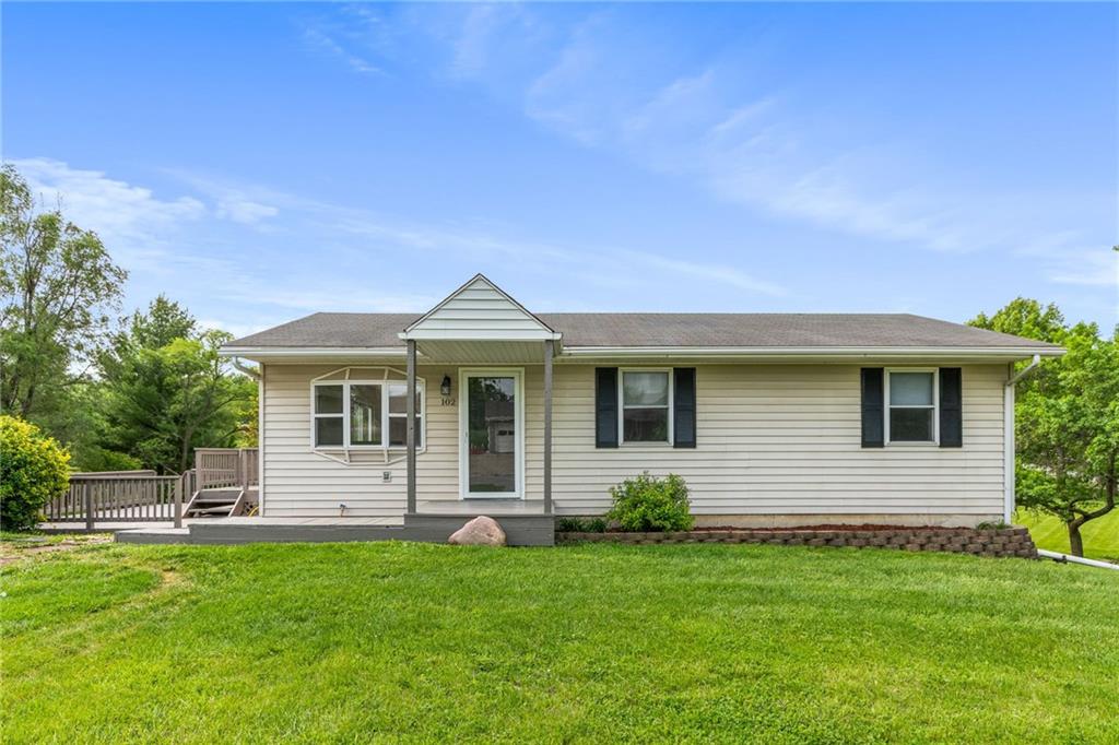 102 W 10th St, Grant City, MO 64456