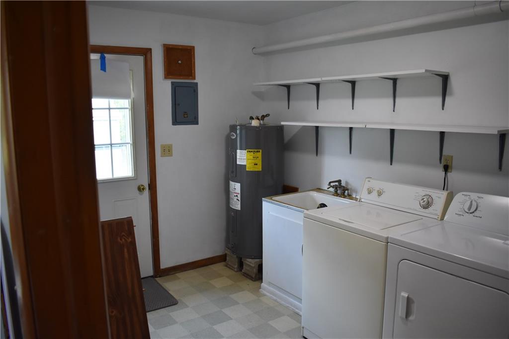 703 S Main St, Grant City, MO 64456