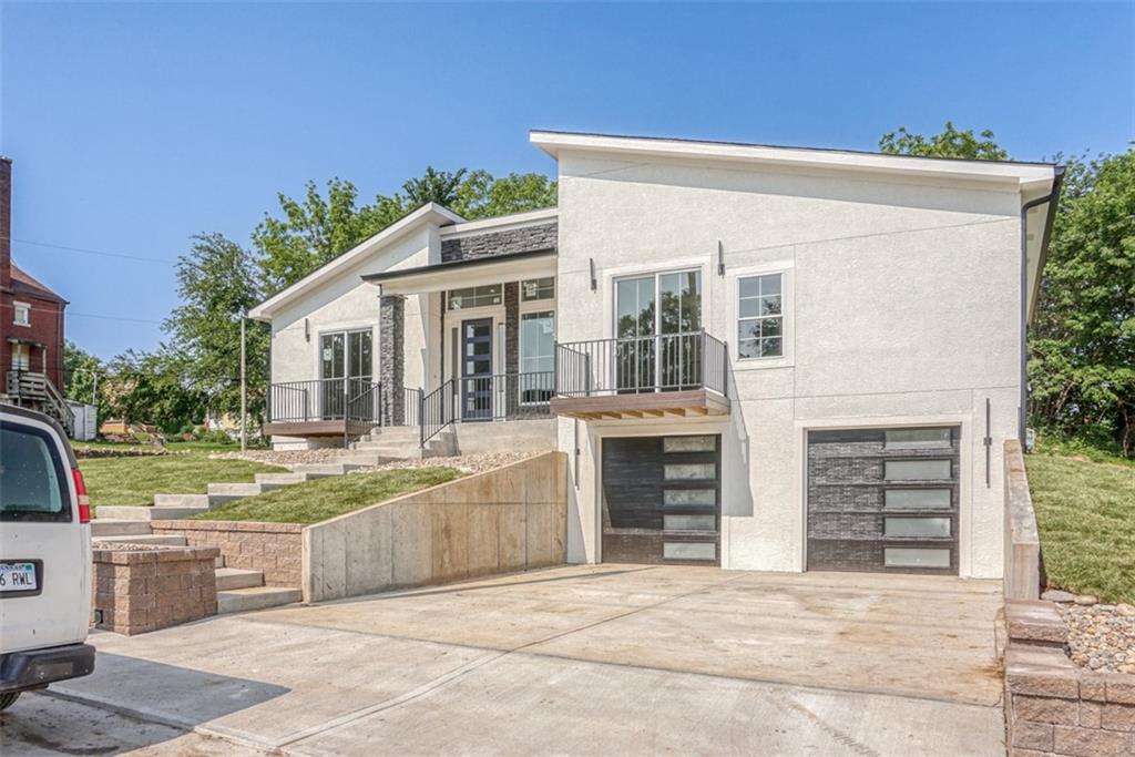 1201 Barnett Ave, Kansas City, KS 66102