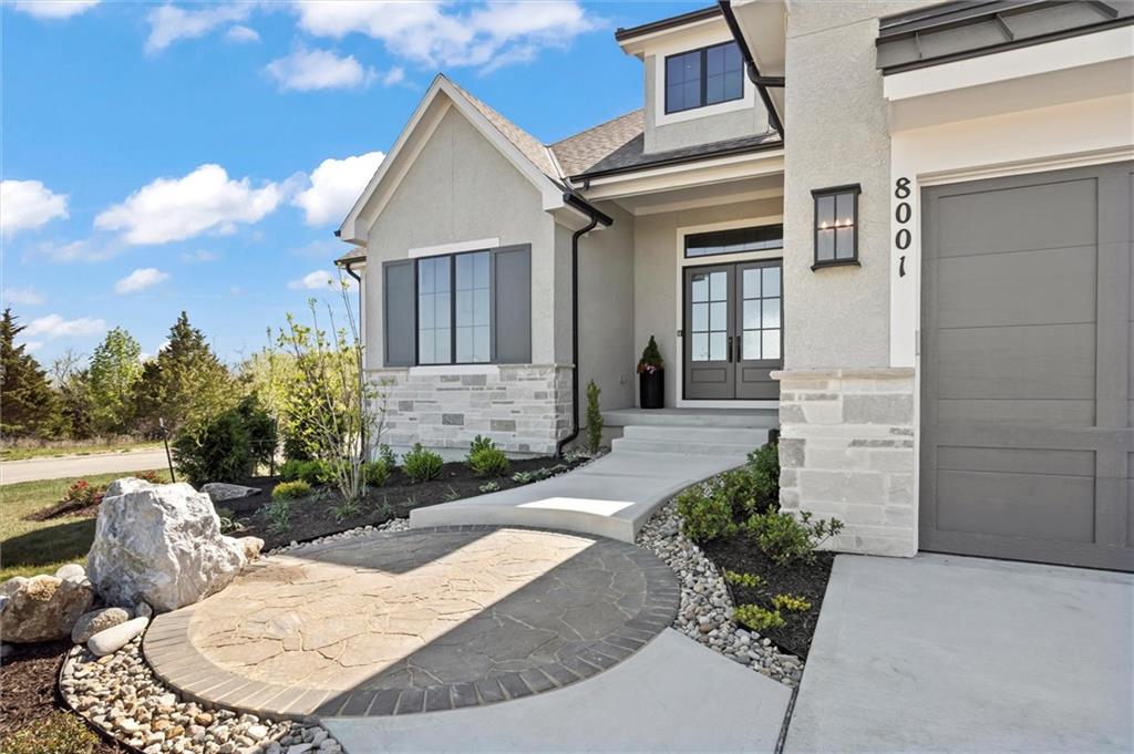 8001 Millridge St, Shawnee, KS 66220