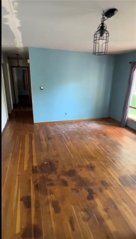 1011 Highland St, La Monte, MO 65337