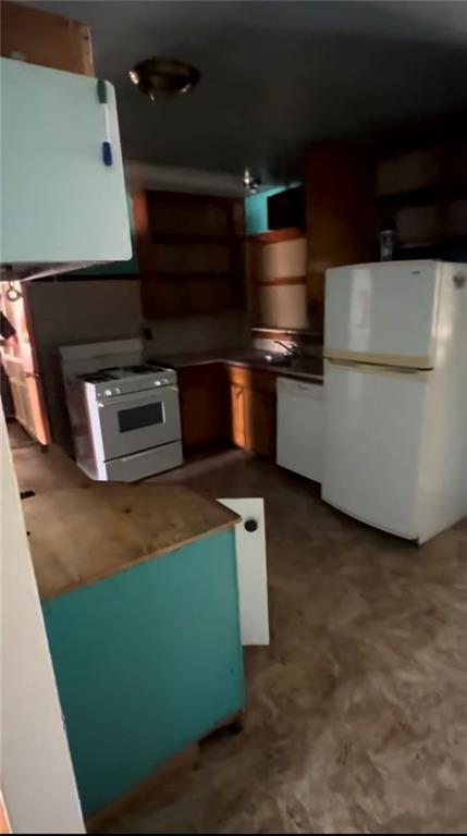 1011 Highland St, La Monte, MO 65337