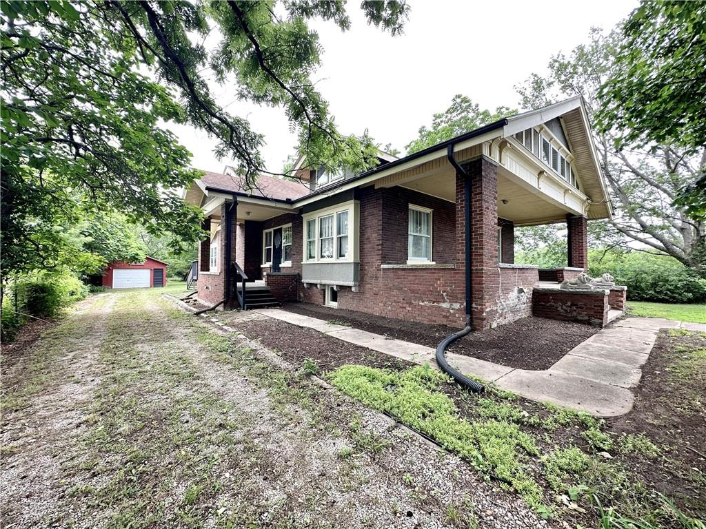 12775 SW Spring St, Hume, MO 64752