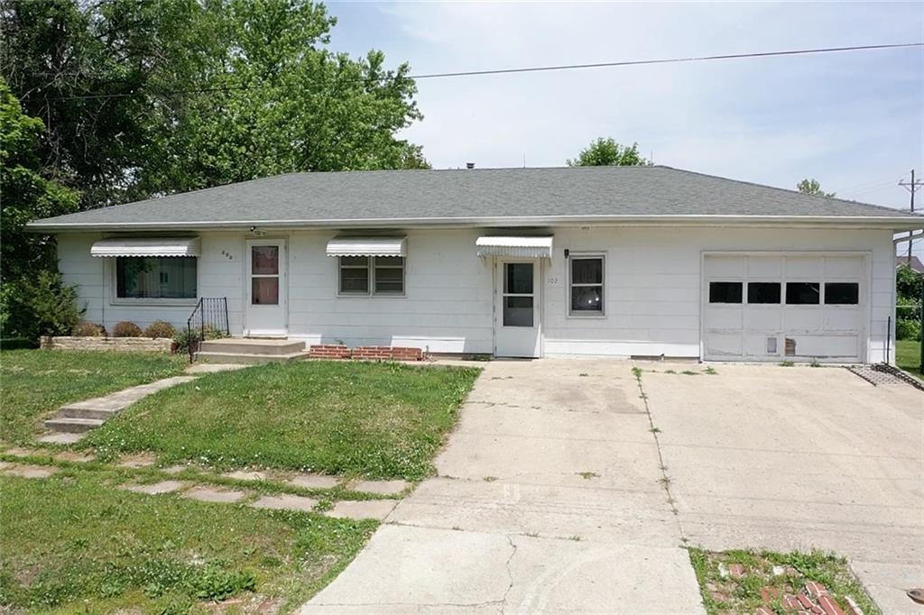 102 E 3rd St, Grant City, MO 64456