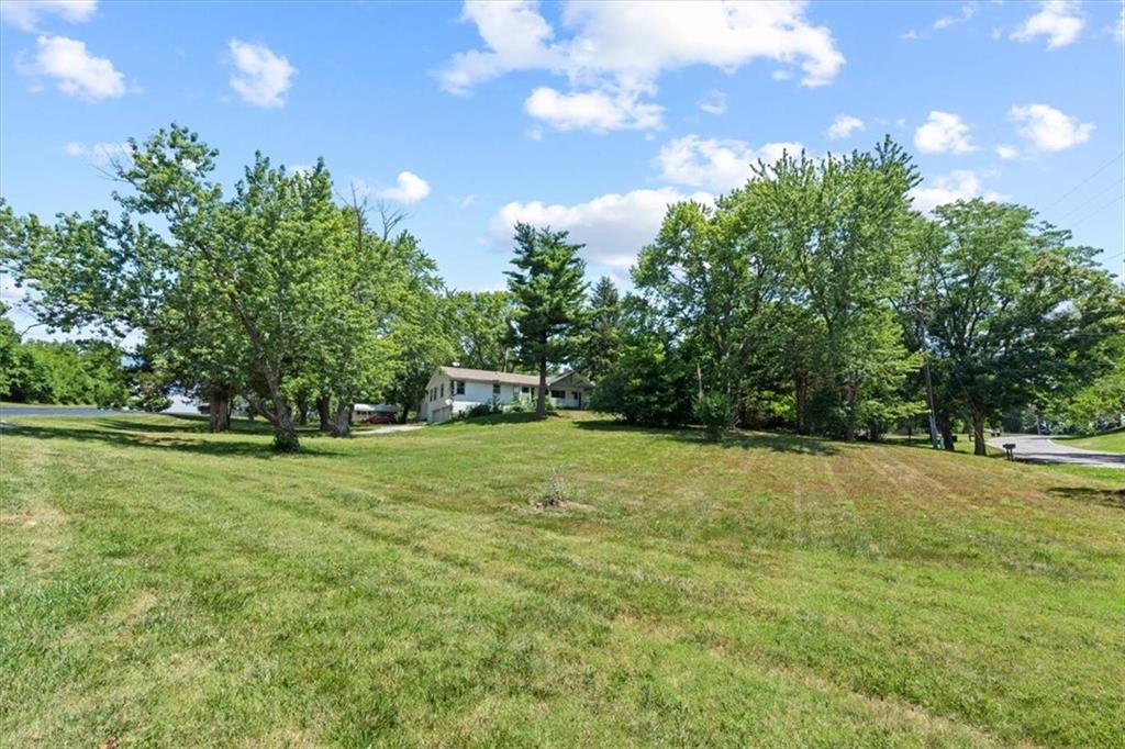 15800 Woods Chapel Rd, Kansas City, MO 64139