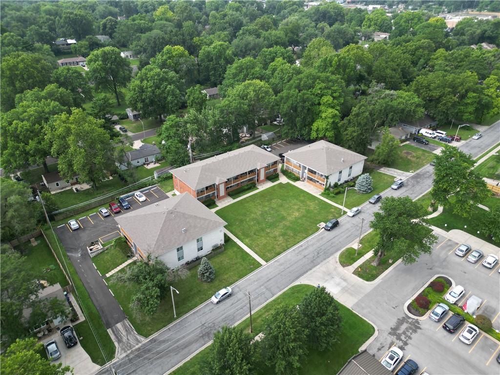 6601 W 76th St, Overland Park, KS 66204