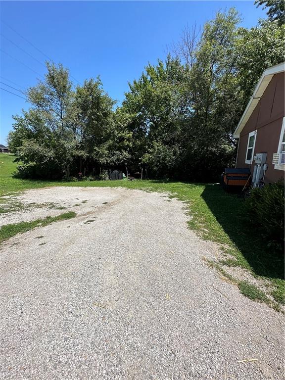 401 E 1st St, Barnard, MO 64423