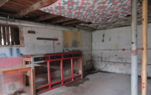 207 N 4th St, Edwardsville, KS 66111