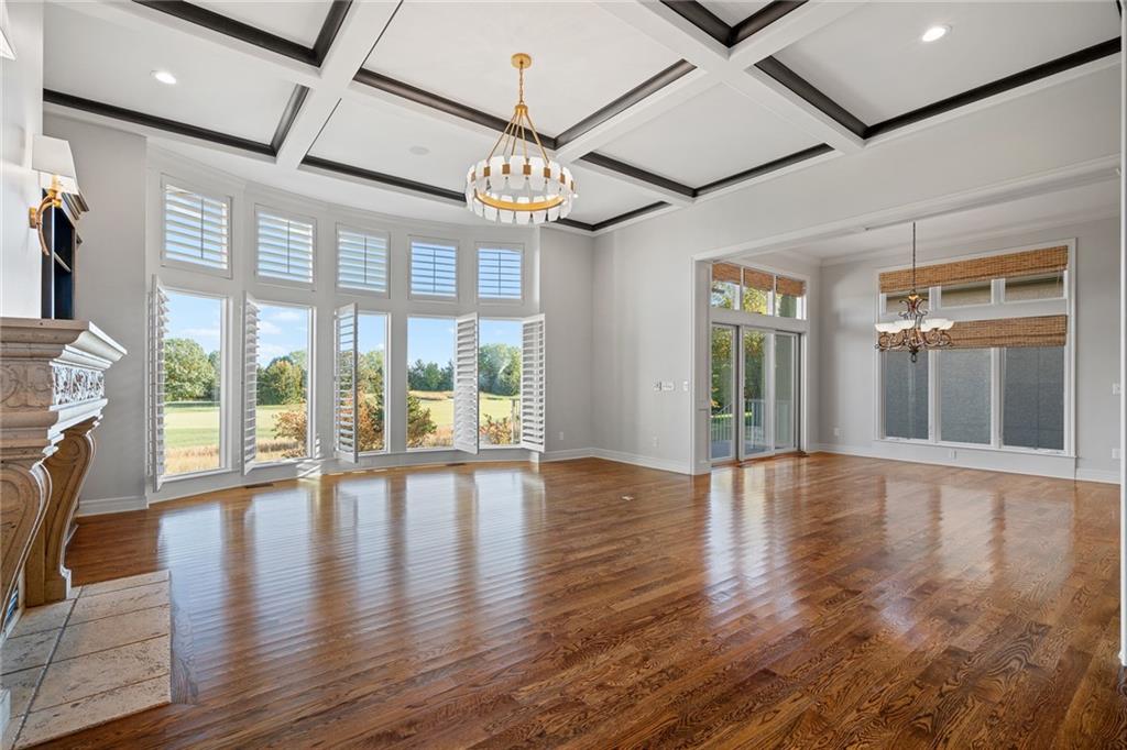 14117 Nicklaus Dr, Overland Park, KS 66223