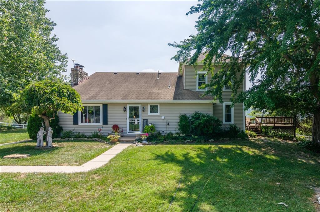 611 Turner Rd, St Joseph, MO 64504