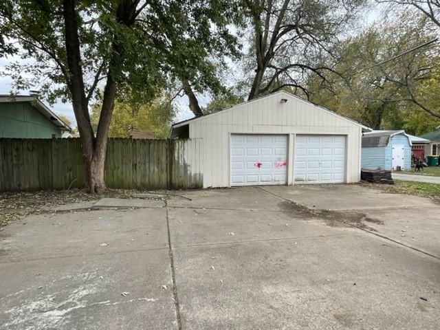 412 Oak St, Perry, KS 66073