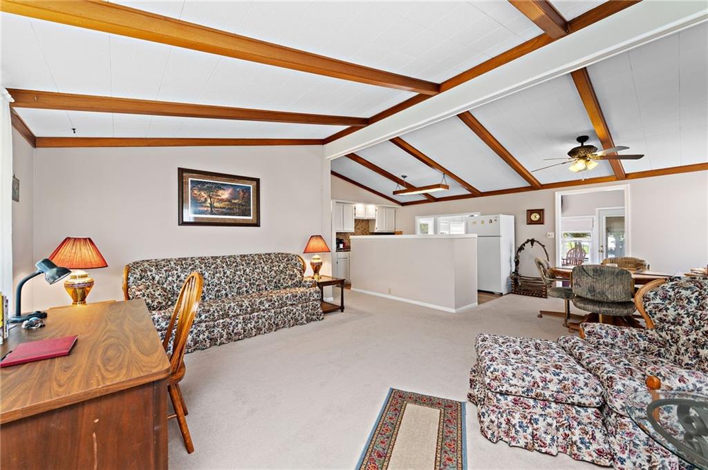 454 Lake Viking Ter, Gallatin, MO 64640