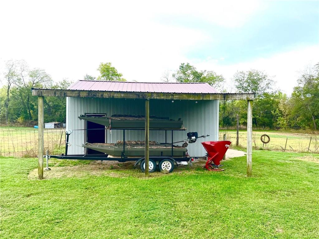 12391 Spring St, Hume, MO 64752