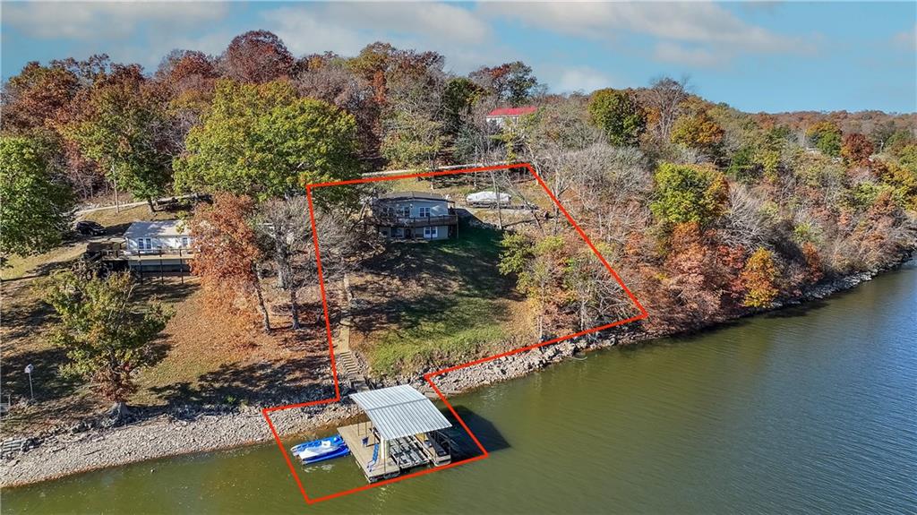 1538 Duncan Dr, Edwards, MO 65326
