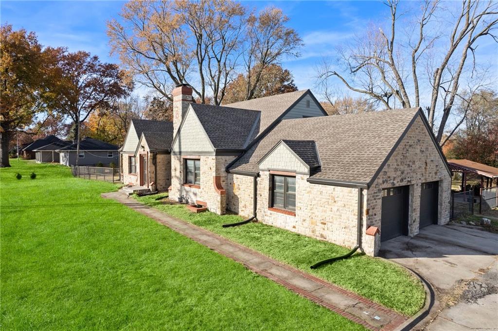 10616 E Bannister Rd, Kansas City, MO 64134