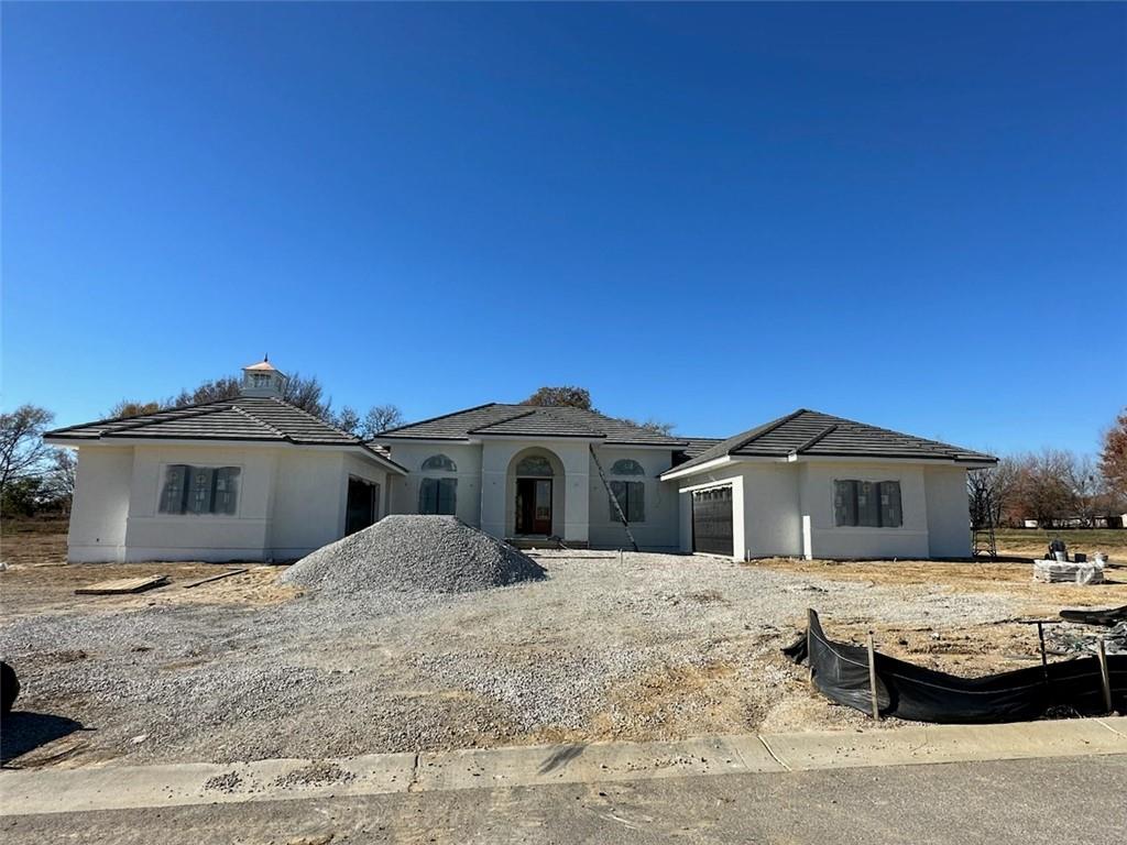 7540 NW Fawn Cir, Parkville, MO 64152