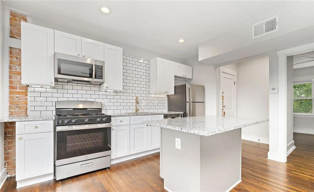 2800-02 Independence Ave, Kansas City, MO 64124