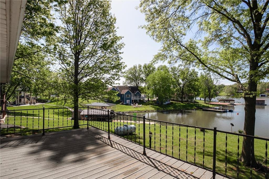 141 E Main St, Gallatin, MO 64640