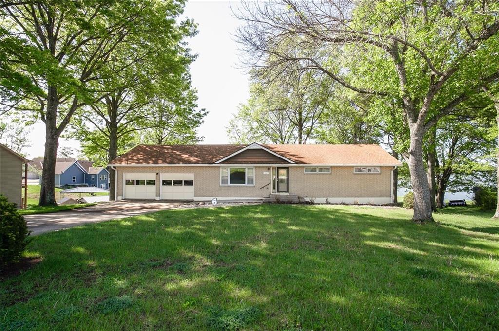 141 E Main St, Gallatin, MO 64640