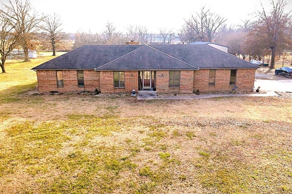 259 E 610th Ave, Girard, KS 66743