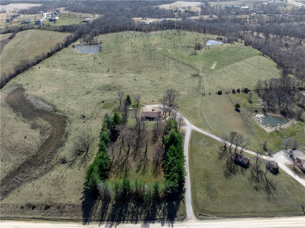 13050 County Line 339 Rd, Savannah, MO 64485
