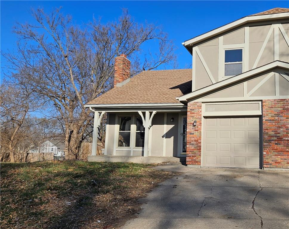 8317 Switzer St, Overland Park, KS 66214