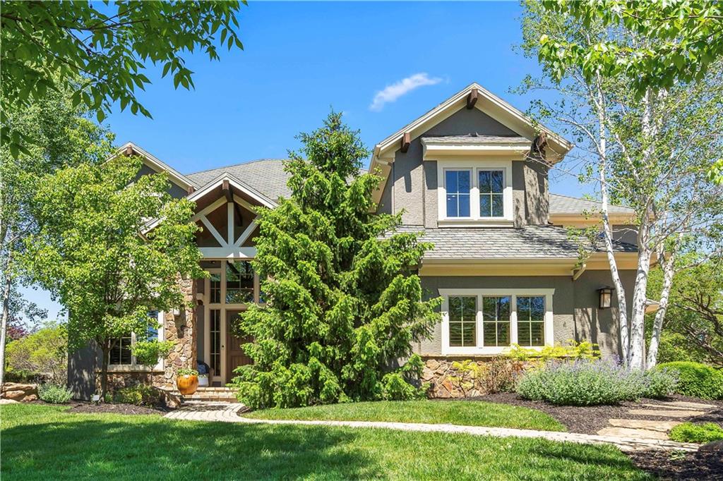 11200 W 164th St, Overland Park, KS 66062