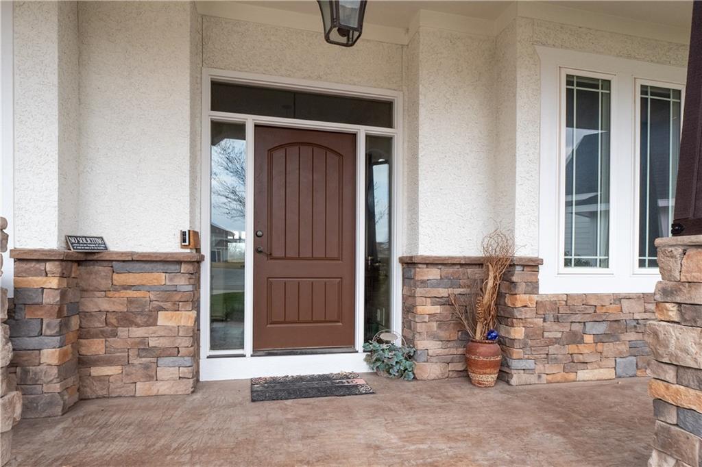 13303 Davis Ave, Bonner Springs, KS 66012