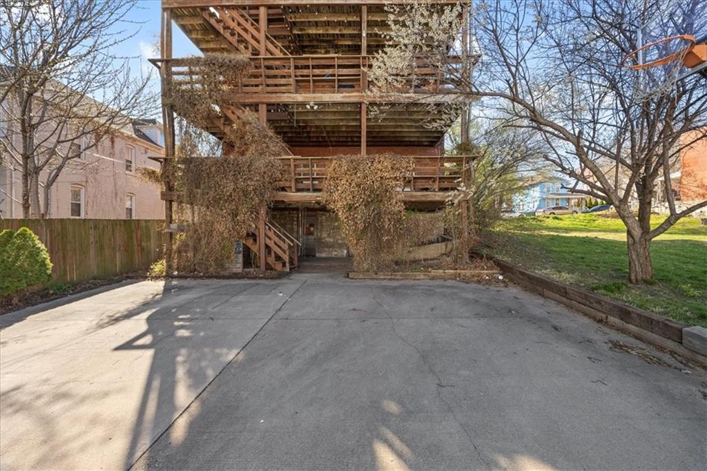 1829 Washington St, Kansas City, MO 64108