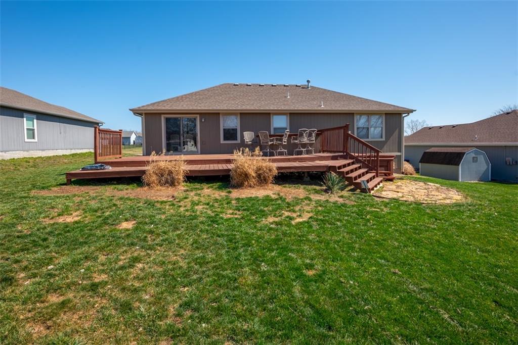 2233 SE Shiloh Ridge Ln, Tecumseh, KS 66542
