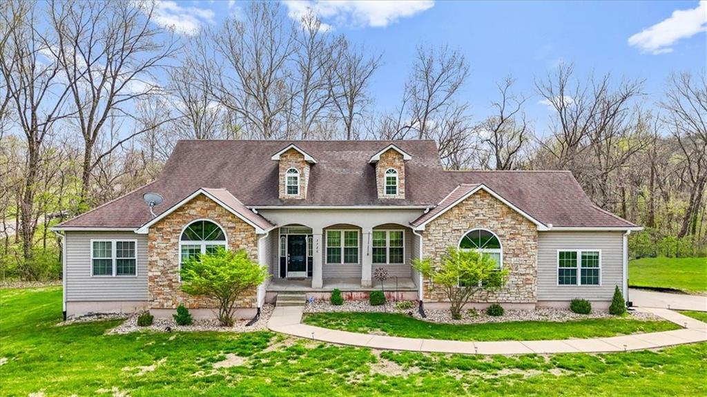 2720 SE Galvin Rd, St Joseph, MO 64504