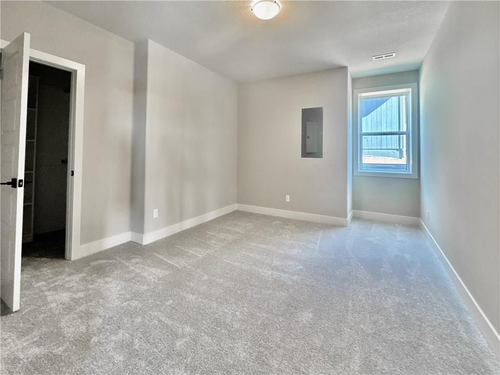 12935 N Champanel Way, Platte City, MO 64079