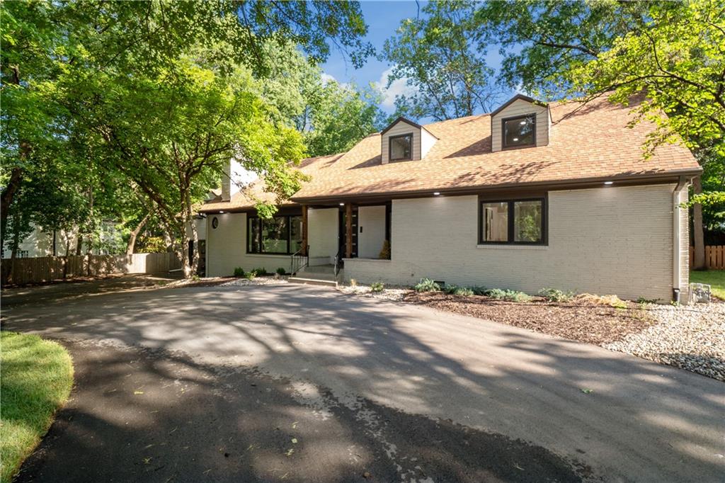 2026 W 63rd St, Mission Hills, KS 66208