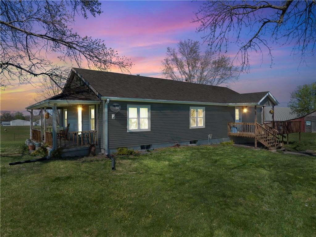 30004 Highway W Hw, Smithton, MO 65350