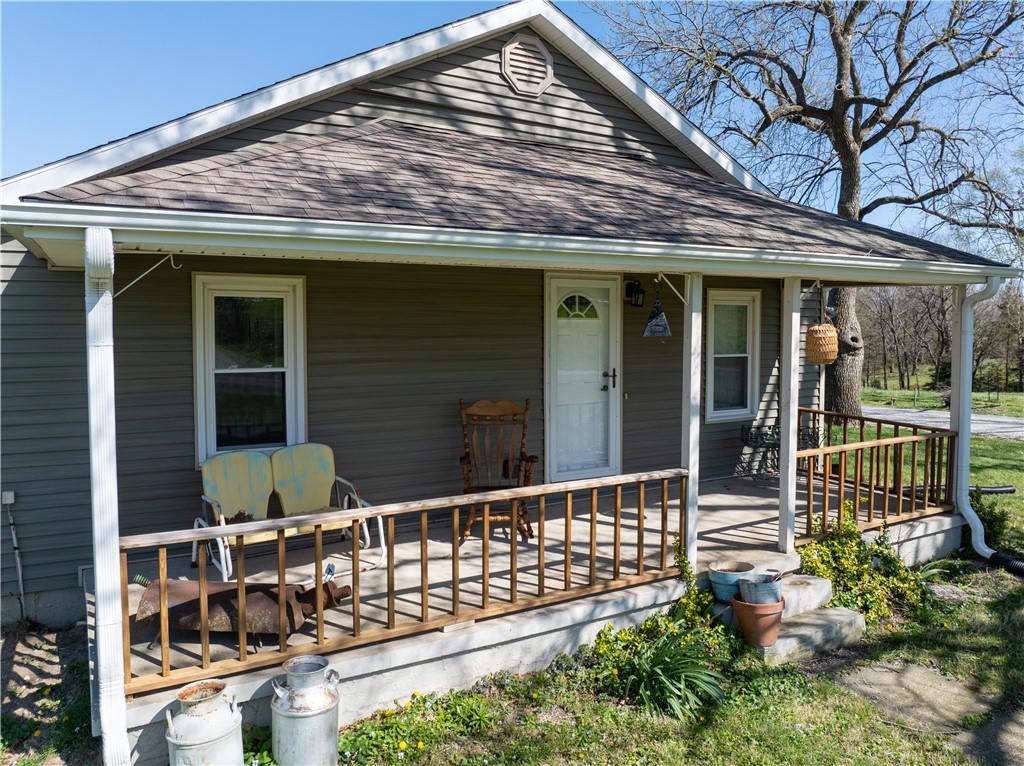 30004 Highway W Hw, Smithton, MO 65350