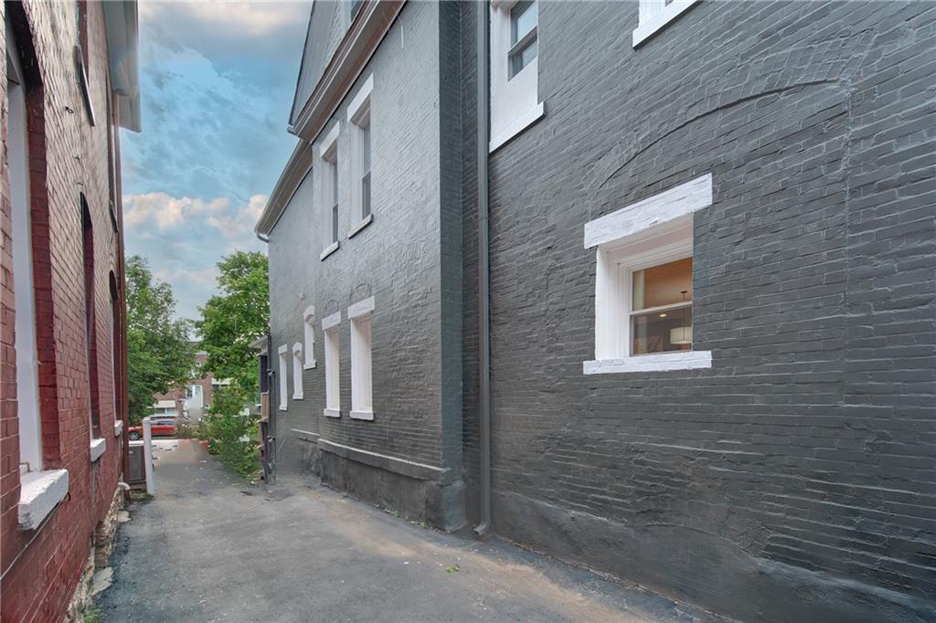508 Prospect Ave, Kansas City, MO 64124