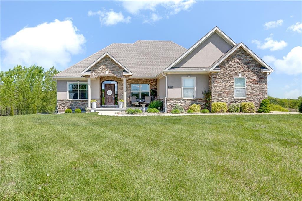 2605 SE Galvin Rd, St Joseph, MO 64504