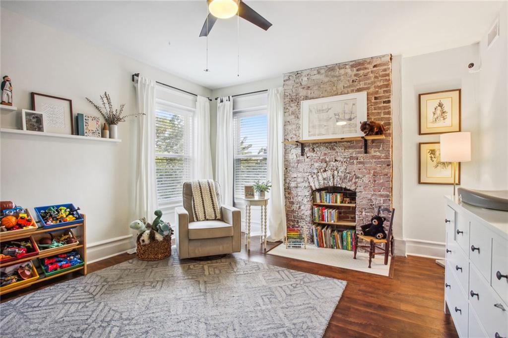 521 Garfield Ave, Kansas City, MO 64124