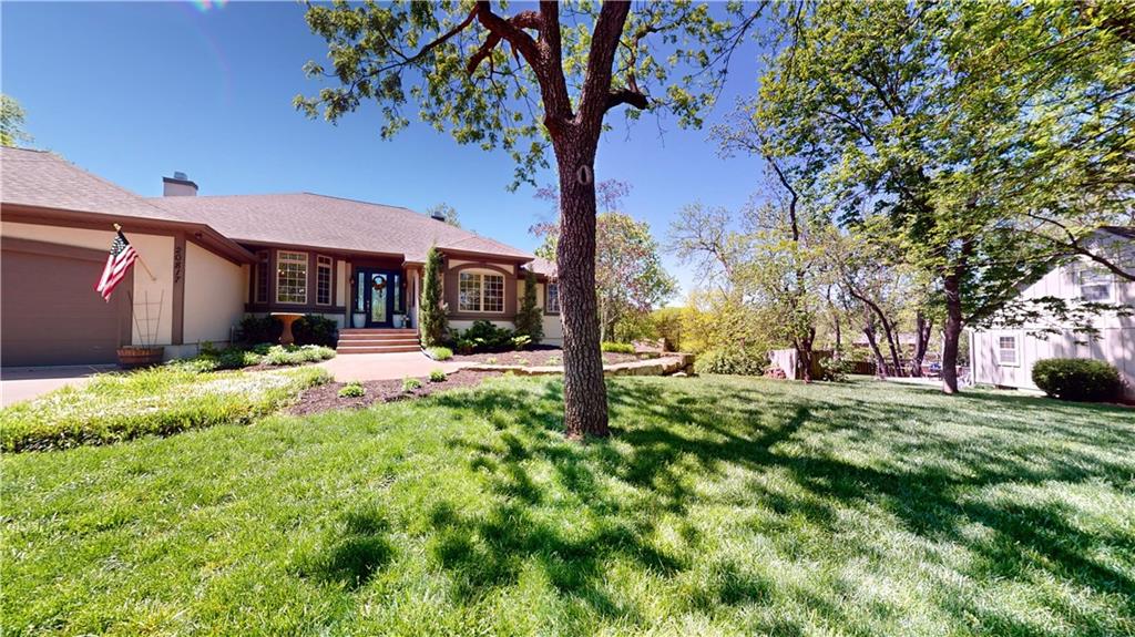 20817 W 45th Ter, Shawnee, KS 66218