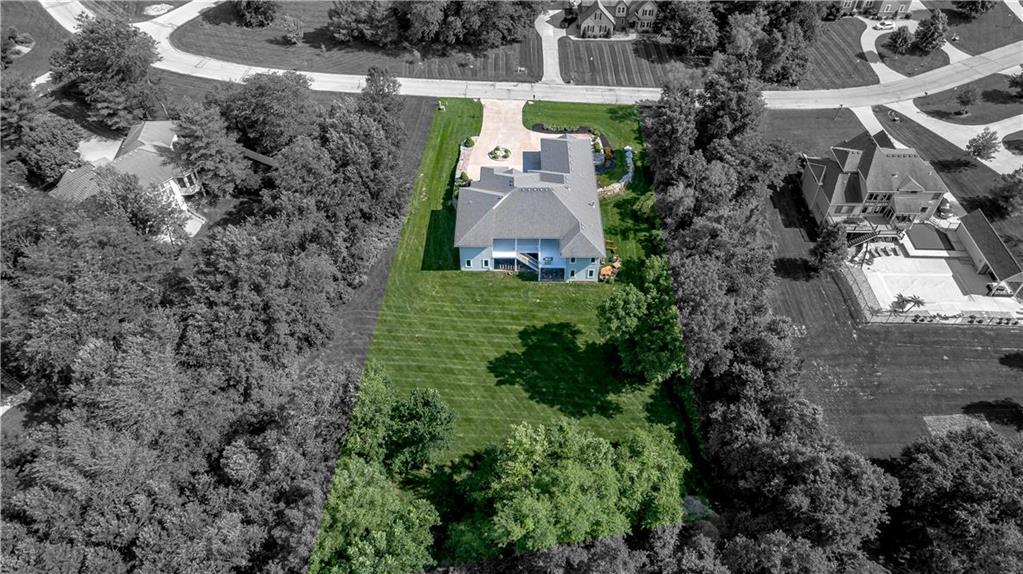 1001 SE Willow Pl, Blue Springs, MO 64014