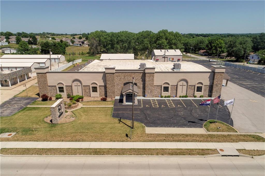 2901 N State Route 291 Hw, Harrisonville, MO 64701